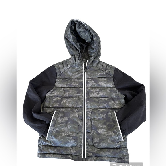 Michael Kors Puffer Jacket - Picture 2 of 3